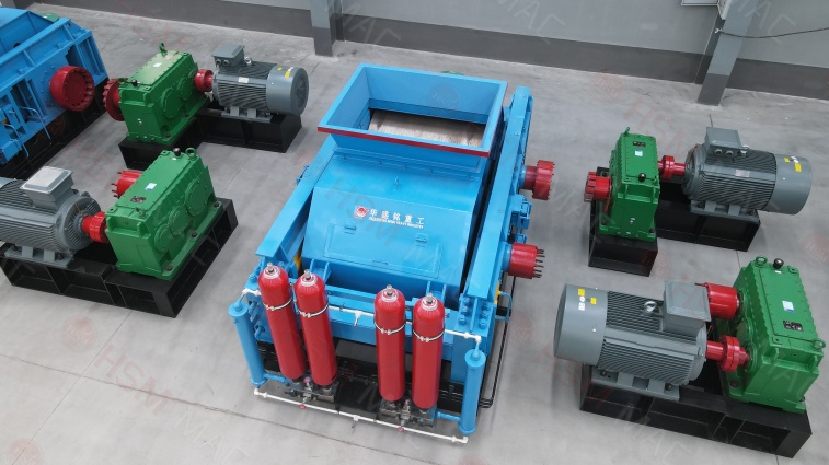 麻古石制砂設備怎么選？華盛銘對輥破耐用省電兩不誤