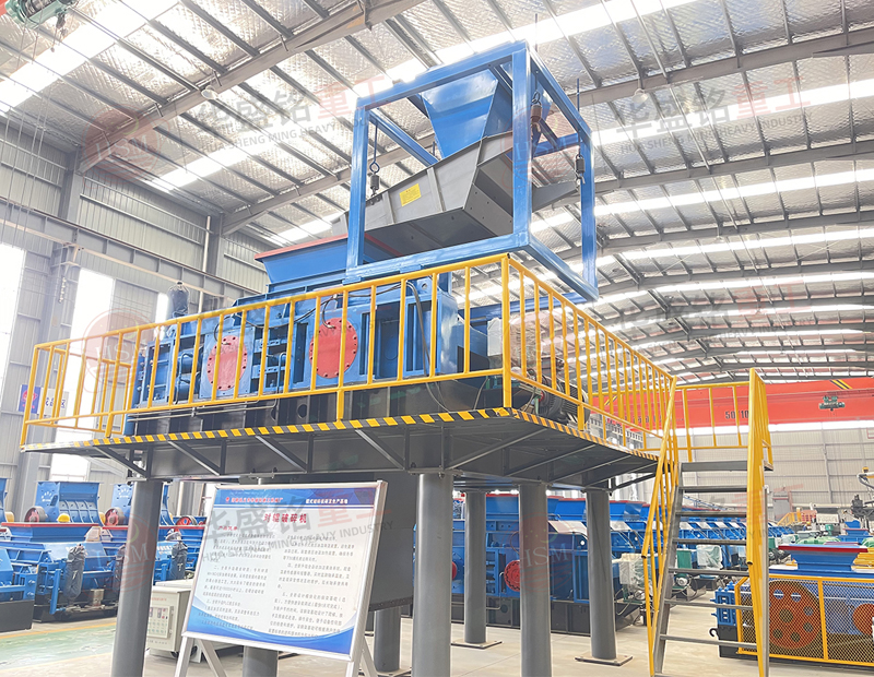 時產300噸雙輥制砂機怎么樣？石灰石制砂用什么設備？