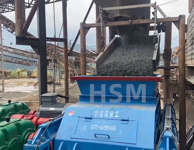 米石料對輥制砂機(jī)型號 米石料對輥制砂機(jī)型號