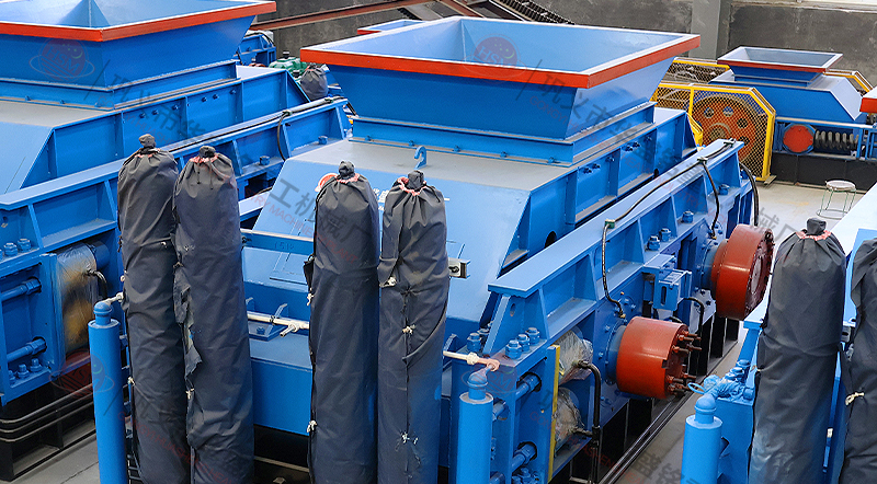 全液壓對輥式制砂機 全液壓對輥式制砂機